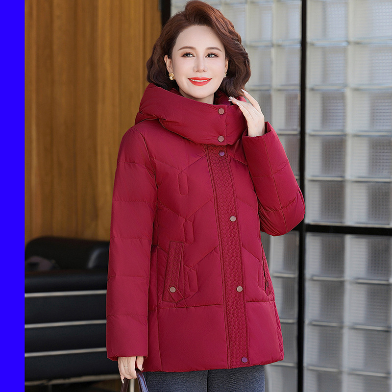 High-End Authentic Middle-Aged Mother's down Jacket Women's 2025 Winter Fashion Warm Loose Hooded White Duck down Jacket