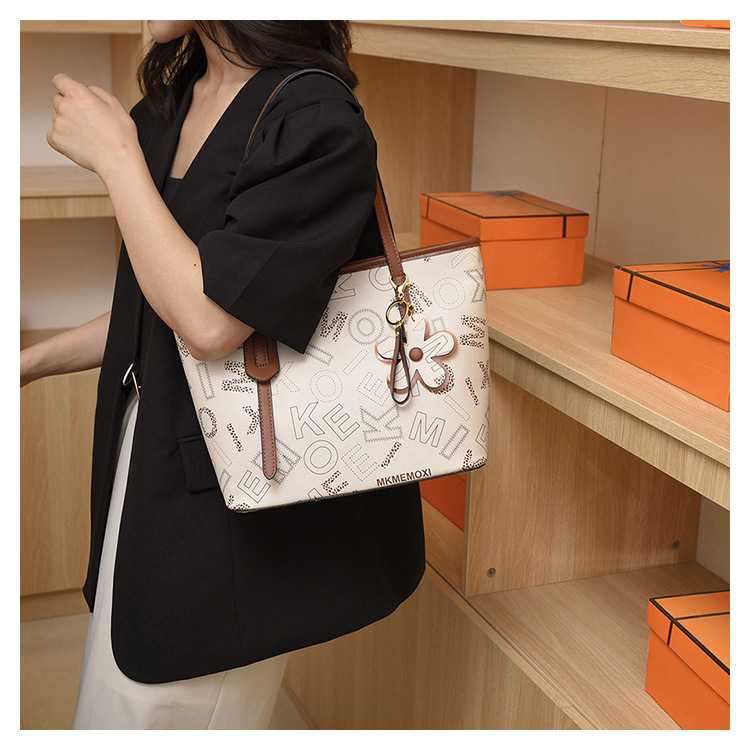 High-end light luxury bag women's new flower tote bag letter vegetable basket bag women's versatile portable shoulder bag_voghion.com