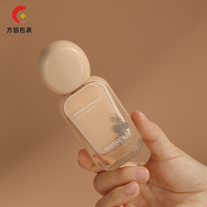 创意新款专利产品个性化圆球型彩妆包材隔离BB霜空瓶子粉底液瓶