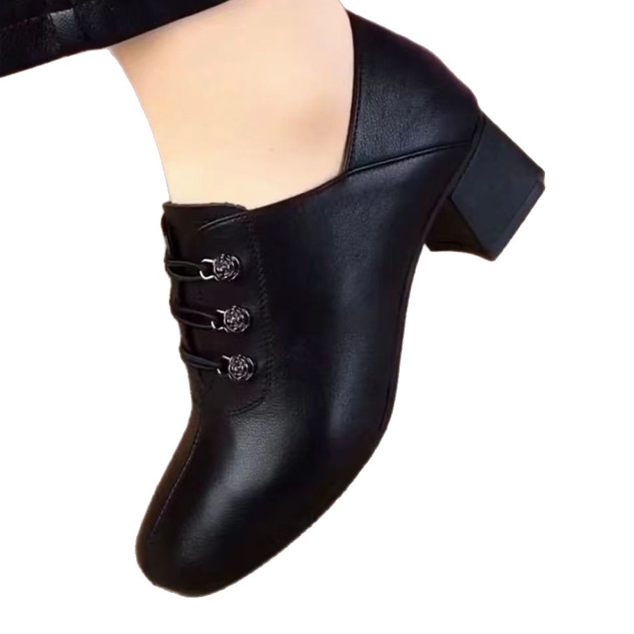 2026 primavera y verano nuevos zapatos de moda de tacones gruesos y suaves, zapatos de cuero de tacones medios, zapatos de madres, zapatos de mujer