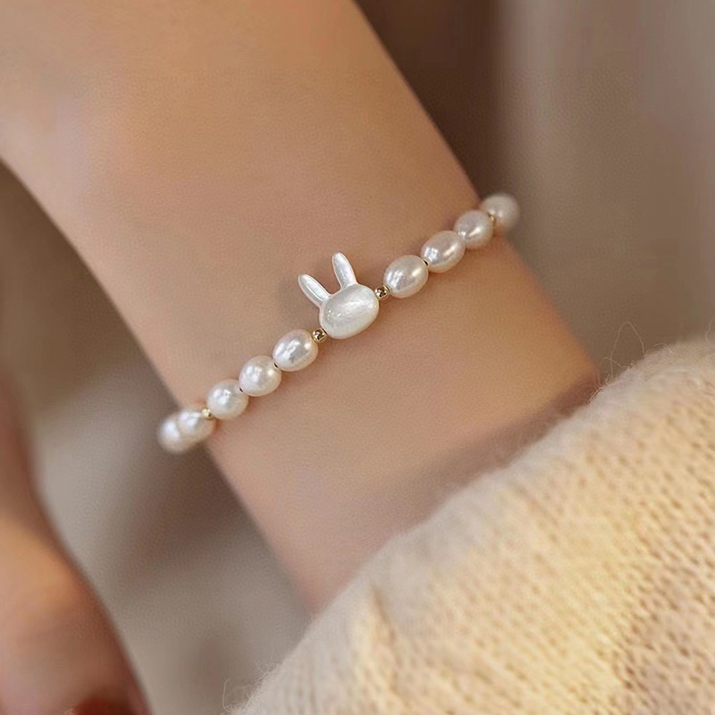 Fritillaria Rabbit Natural Freshwater Pearl Bracelet Women's Niche Light Luxury High-end Sense 14k Note Gold Rice Pearl Bracelet Fritillaria Rabbit Natural Freshwater Pearl Bracelet Women's Niche Light Luxury High-end Sense 14k Note Gold Rice Pearl Bracelet