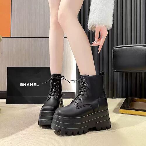 Cos height-increasing shoes 20cm height-increasing and leg-displaying thin soles 8cm British style thick soles New style short boots Short Martin boots