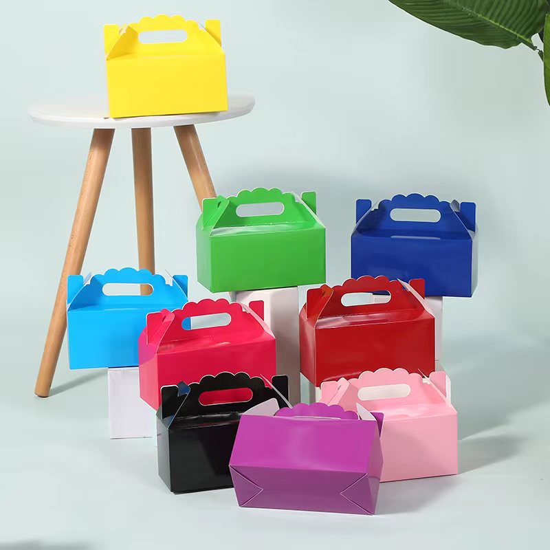 欧式西点盒小巧纯色便携牛角蛋糕烘焙盒节日礼品糖果包装盒批发