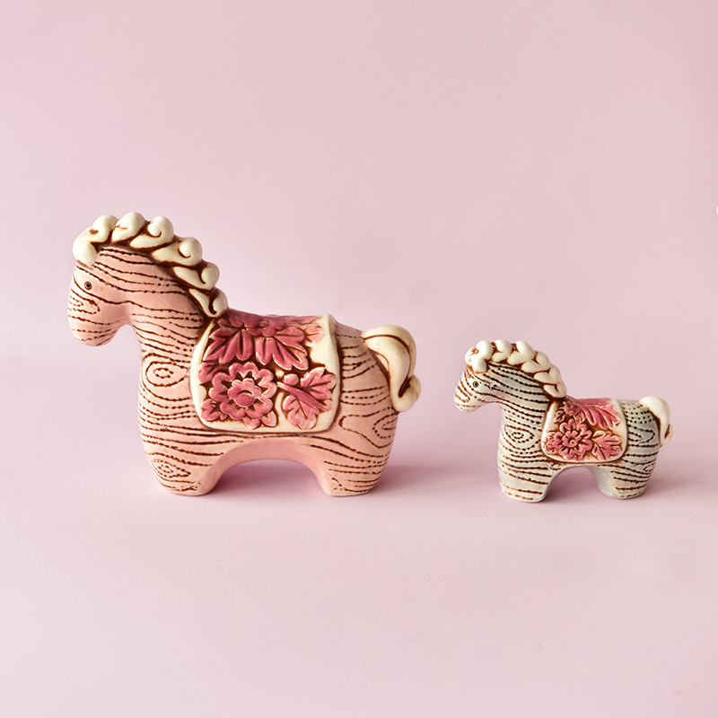 Decoración de boda con sueño como caballo Troya caballo decoración rosa cerámica pony pimienta y sal botella cocina botella de pimienta