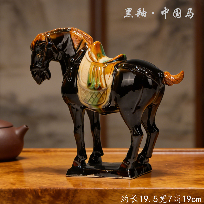 Tang tres coloridos caballos cerámicos decoraciones del año del caballo seis caballos Museo de caballos chinos artesanías decoraciones de sala de estar