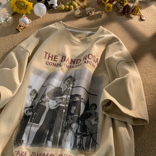 INS Short-Sleeve T-Shirt for Guys, Hong Kong-Style Printed Crewneck Tee—Simple, Versatile, and Trendy Brand-Label 3/4-Length Top