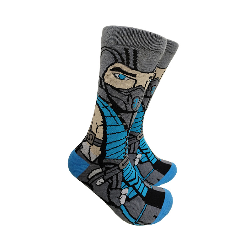 Calcetines de moda de dibujos animados de suministro de punto transfronterizo su Yu esponja bebé película hombres y mujeres calcetines de media pantorrilla