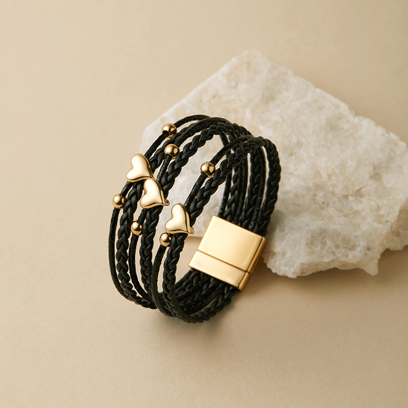 Retro Streetwear Heart Shape Pu Leather Alloy Wrap Bracelets Wholesale display picture 11