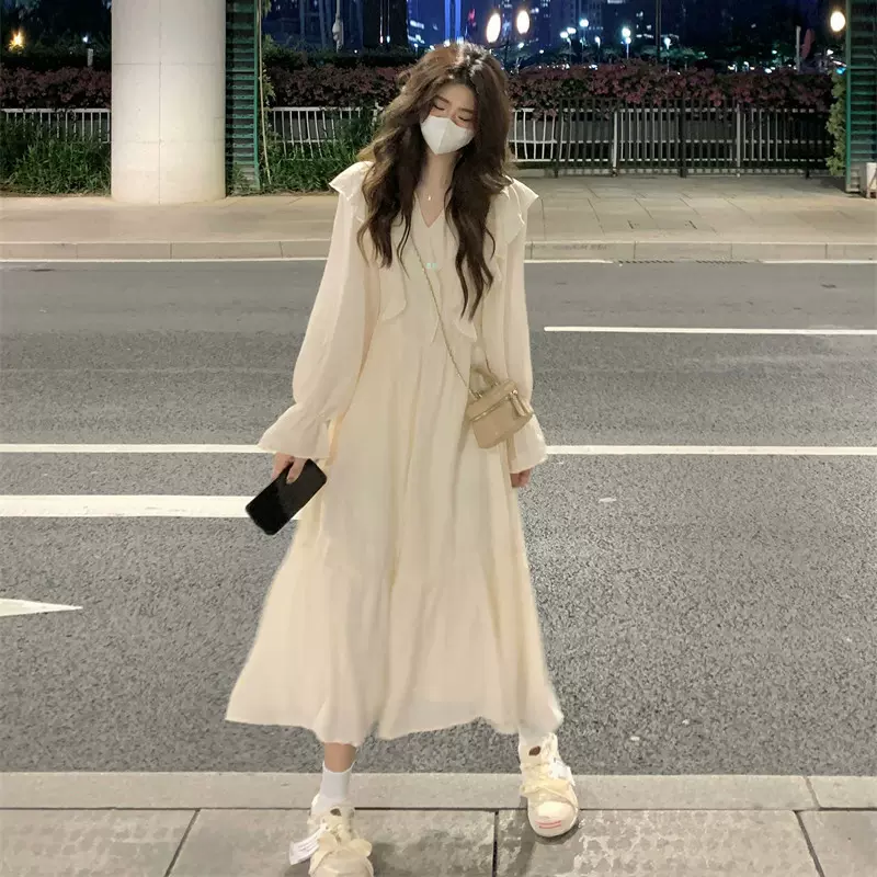 甜美桔梗裙温柔法式学院风收腰宽松显瘦连衣裙女学生荷叶边仙女裙