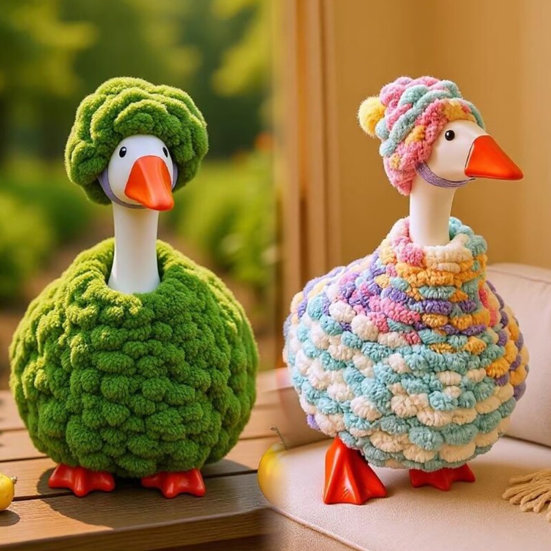 Cross-Border Porch Goose Pure Handmade Crochet Cute Colorful Yarn Set Porch Goose 7inch and 23inch Knitted Clothing
