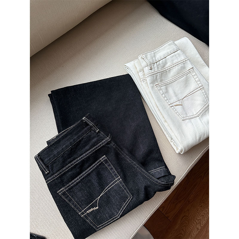 Wanantong Must-Have Narrow Straight-Leg Embroidered Black/White Denim Pants for Women