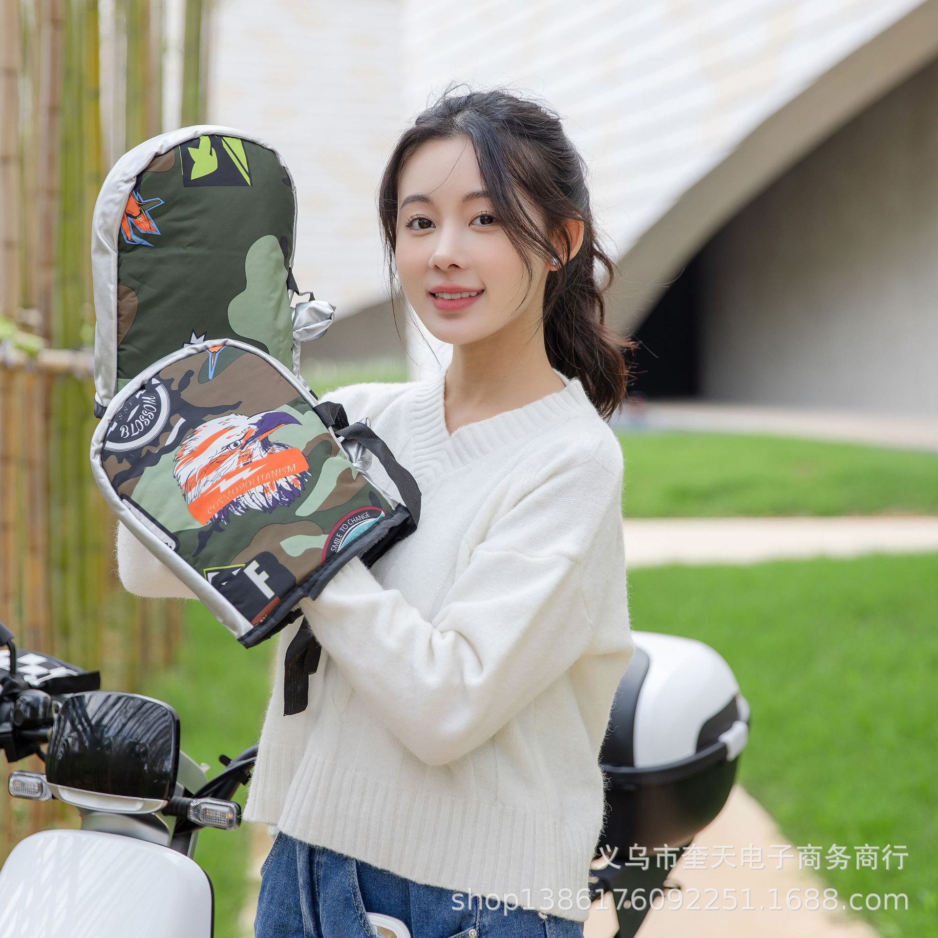 Electric car handle cover winter warm battery car gloves waterproof wind gloves fleece-lined thickened cotton cold-proof