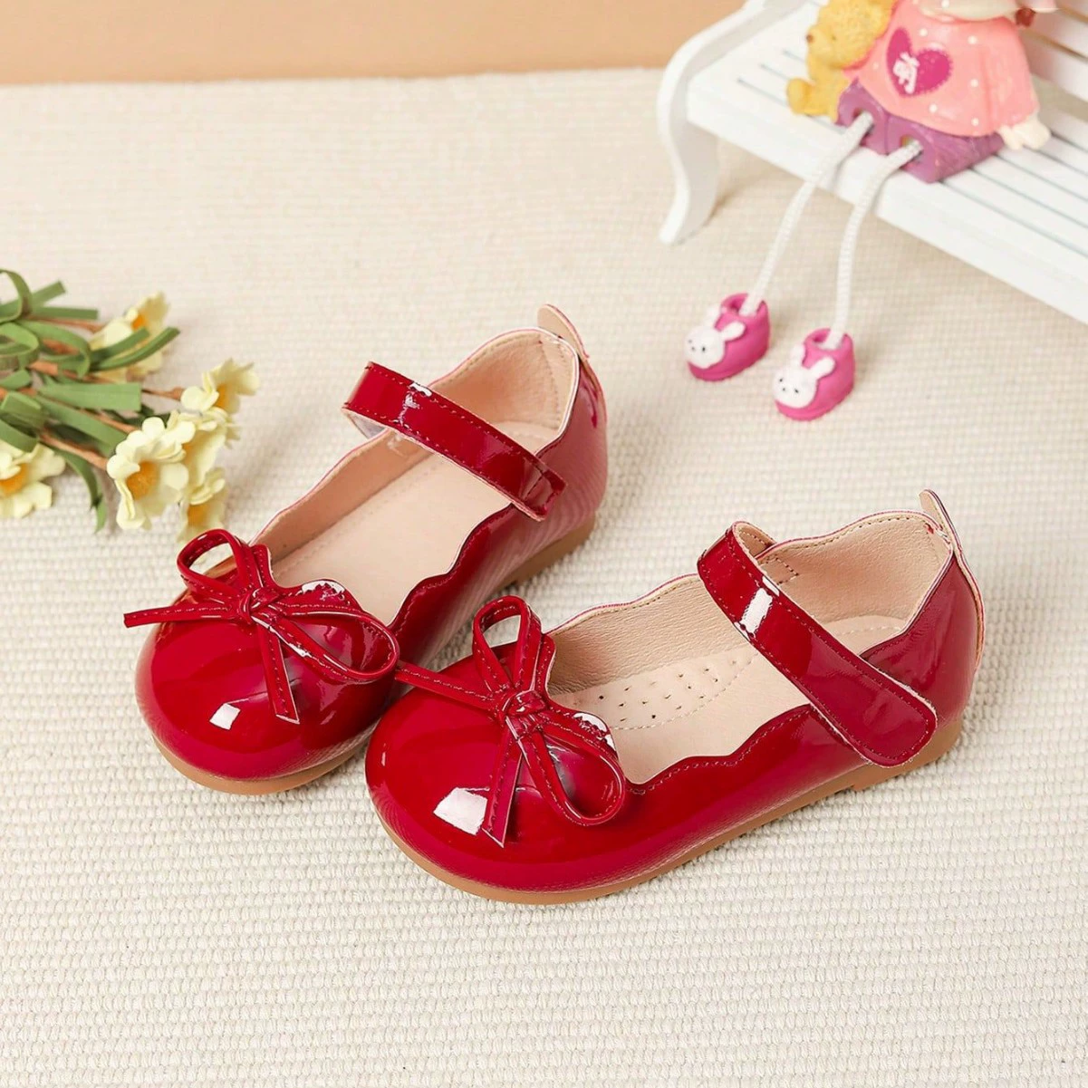 Трансграничная внешняя торговля ретро лакированная кожа бант