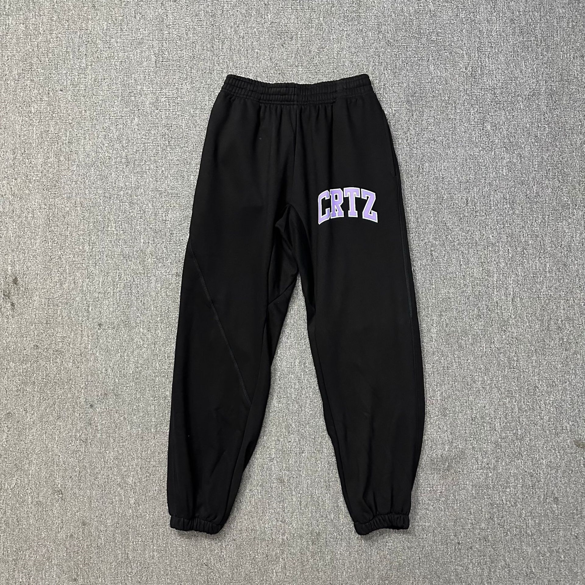 816 black pants