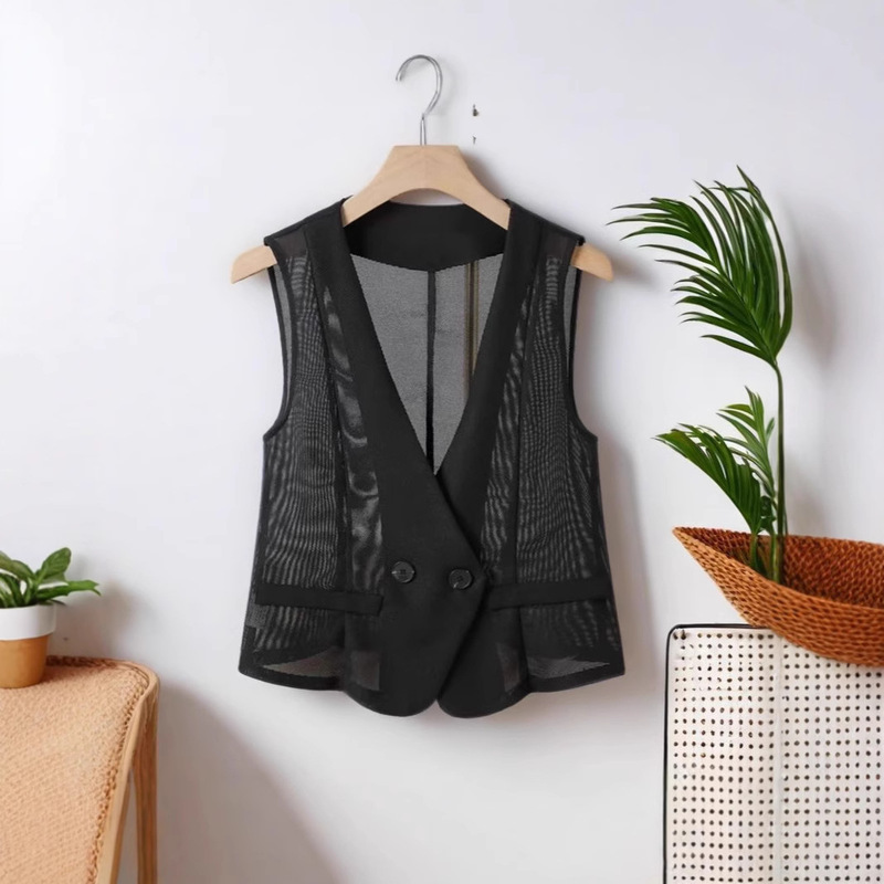 Double-Button Summer Vest for Women 2025 New Fashion Design Slim Short V Neck Mesh Vest Outer Wear