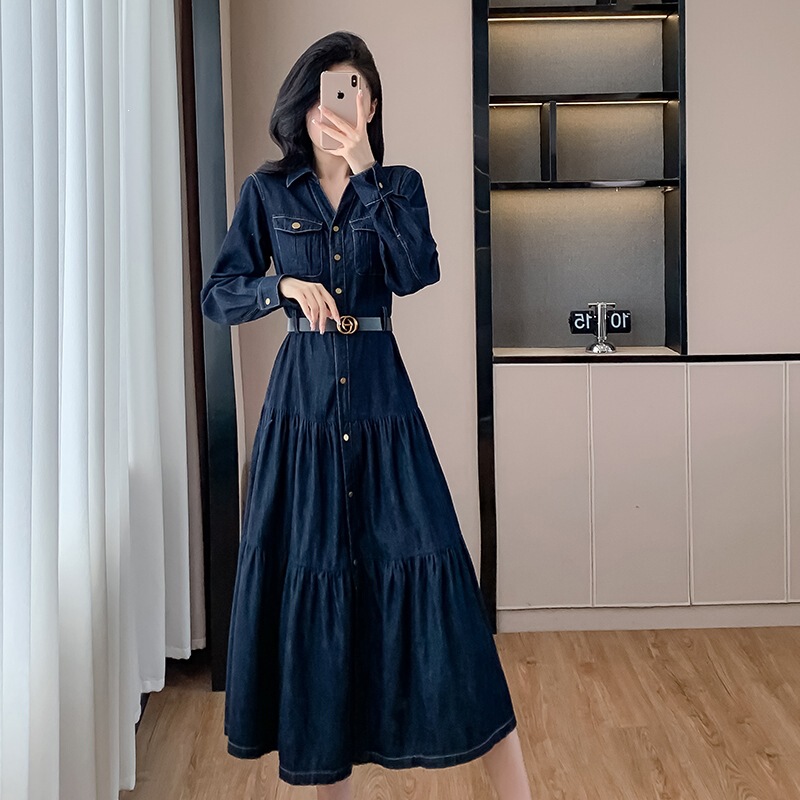 Real shot, in-stock spring long dress, can be worn as a base layer or outerwear, long-sleeved, loose fit, with a waist belt, slimming effect, and made of sheer fabric Real shot, in-stock spring long dress, can be worn as a base layer or outerwear, long-sleeved, loose fit, with a waist belt, slimming effect, and made of sheer fabric