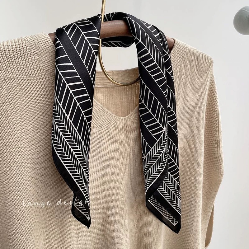 черные линии / 70-70CM