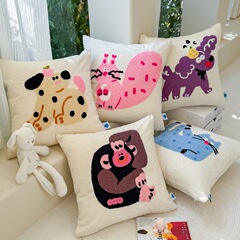 赤い本の正規版のネットの赤い漫画のウサギの刺繍のシェニールのソファーの客間の事務室は枕のクッションの枕カバーを抱いています。