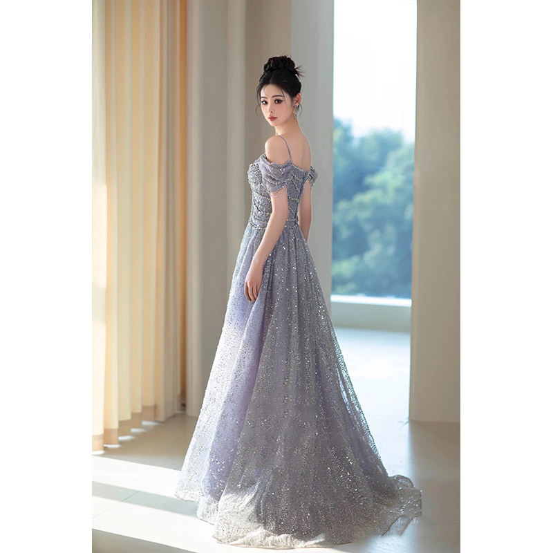 Una palabra hombro vestido de noche mujer 2026 nuevo banquete de rituales de adulto nicho temperamento de alto nivel anfitrión se gradúa image 4