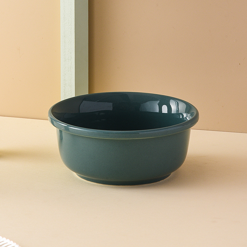 단일 밝은 하늘색 그릇