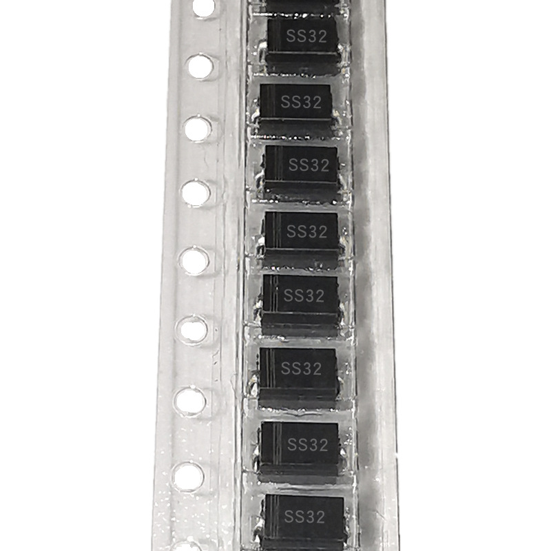 SS32 SMA贴片二极管肖特基整流器芯片3A/20V 1N5820欢迎咨询50个