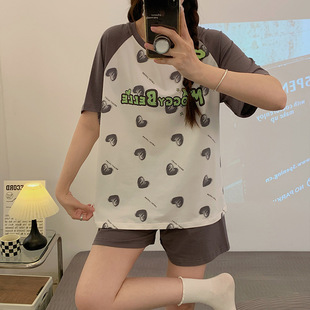 2024�¿��ļ����޿�ͨ�Ҿӷ�Ů���e���s�A�I��ѝ�������b���m˯��