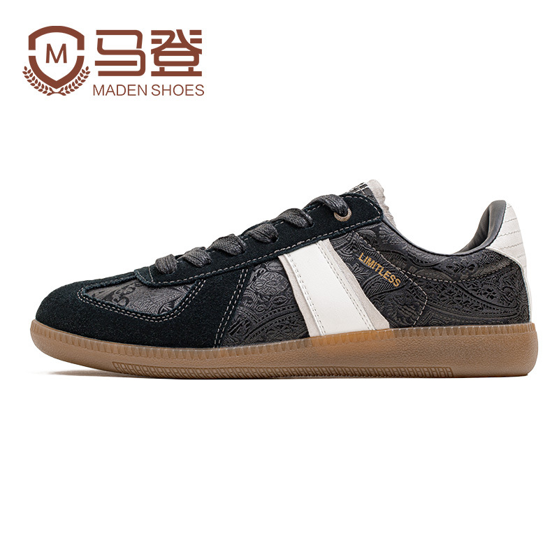 제트 블랙, 한 사이즈 더 큼
