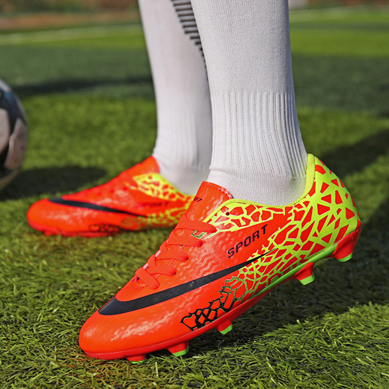 Cross-border import low-top soccer shoes for boys, with both small and long studs, for artificial grass outdoor sports, large children's training shoes