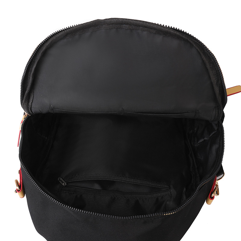 2024 nueva mochila para mujer, mochila de bordado de ocio de gran capacidad, mochila de viaje de viaje de nailon ligero al por mayor