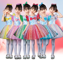 �¿���һ��ͯ�ݳ�������ȹŮ����Ƭ��ȹ�׃��@���蹫��ȹ���ݷ��b