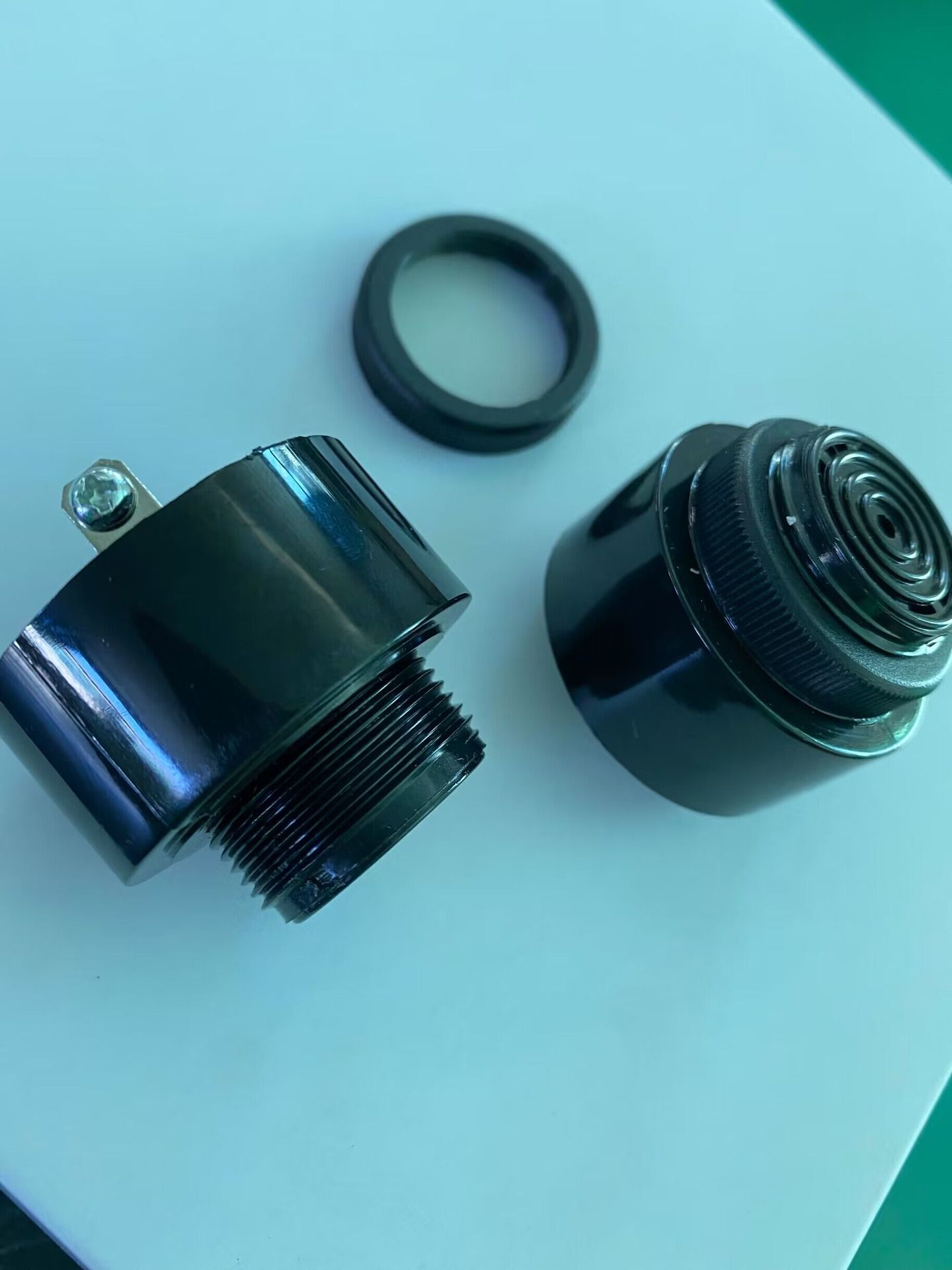 常州厂家供应压电有源汽车报警器蜂鸣器 12v 24V 高分贝 汽车配件