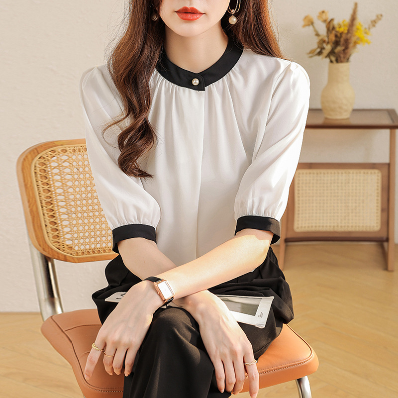 검은색
