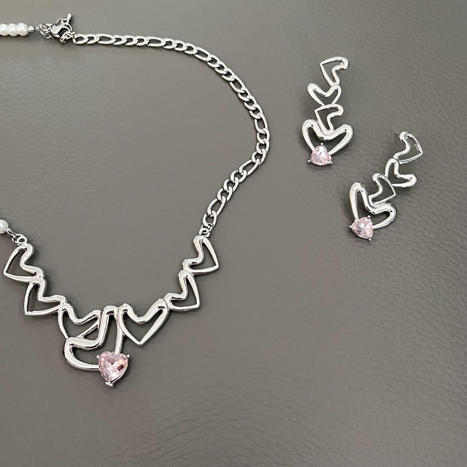 Fashion Heart Shape Alloy Inlay Rhinestones Womenu0027S Pendant Necklace