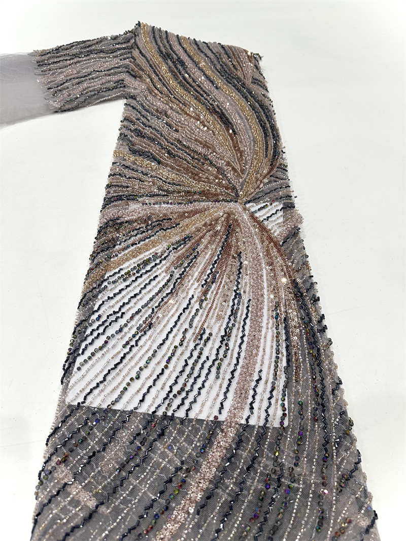 Tejido de malla de bordado de industria pesada bordado de tubo de perlas tridimensional vestido de boda cena tela de moda spot transfronterizo