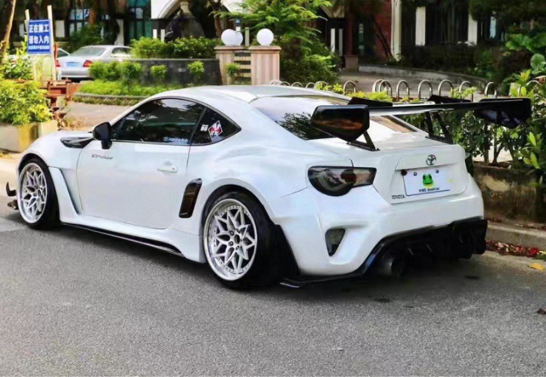 Toyota 86 Brz Modified Wide-Body Kit, Robot-Style Front Bumper, Rear Bumper, Side Skirts, and Rear Wing