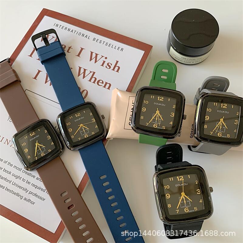 Casual large Dial Square watch retro men's and women's trendy black sports personality ins niche design student