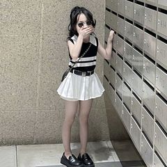 女の子の夏のニットノースリーブスーツ女の赤ちゃんの夏のベスト子供のカレッジスタイルのプリーツスカートツーピース子供服