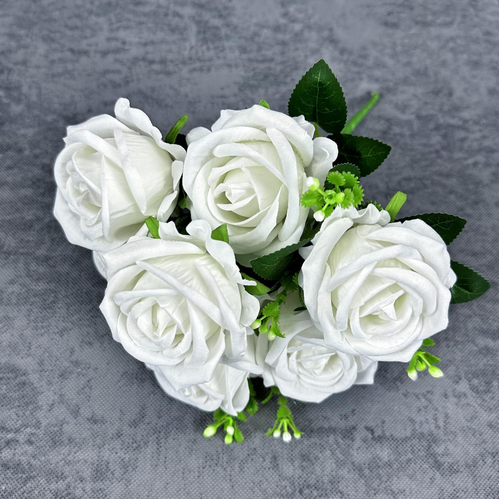 Flor de rosa simulada 7 mandos de franela rosa roja decoración del hogar decoración de la boda decoración transfronteriza flor falsa al por mayor