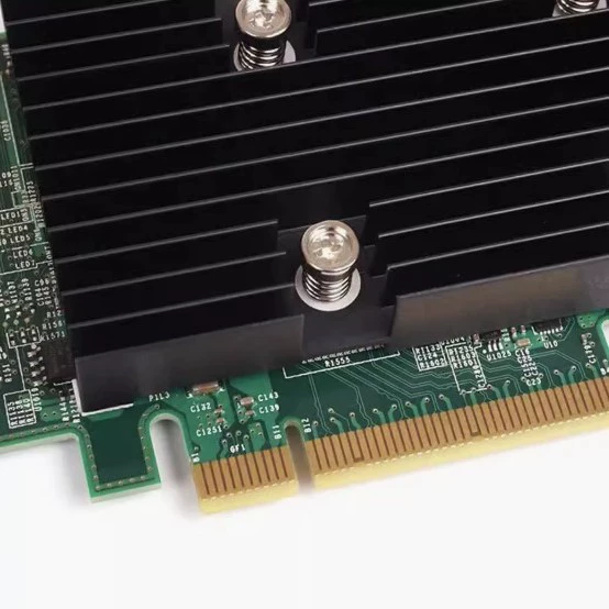 7Y37A01087 RAID 930-8e 4GB Flash PCIe 12Gb Адаптер