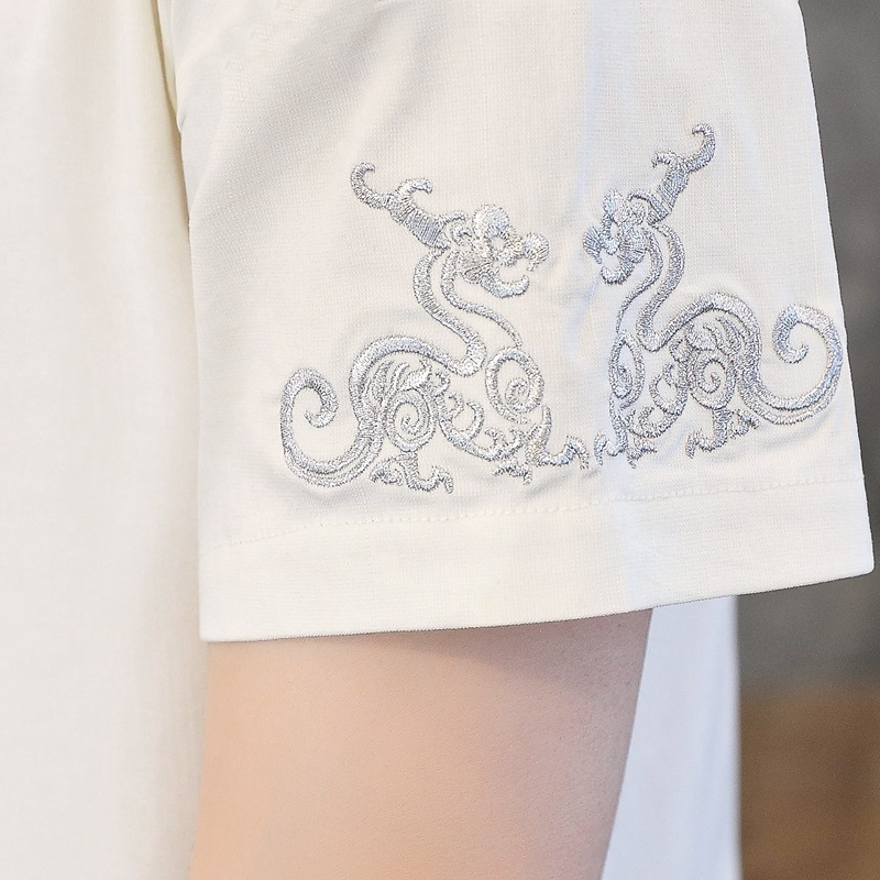 Comercio exterior al por mayor verano nuevo estilo hombre de moda bordado con hebilla de disco estilo chino camiseta de manga corta para hombre nuevo estilo chino generación transfronteriza
