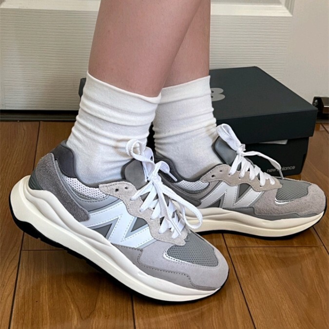Putian Shoes New Balance Pure Original Nb5740 Original Gray Dad Shoes Couple Retro Running Shoes Men's and Women's Shoes Sports Shoes Putian Shoes New Balance Pure Original Nb5740 Original Gray Dad Shoes Couple Retro Running Shoes Men's and Women's Shoes Sports Shoes