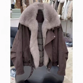 大码外套;毛衣;连衣裙