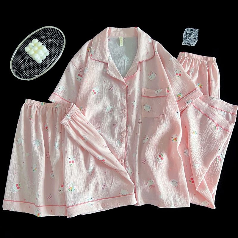 Primavera y verano pijamas Cardigan nuevo conjunto de tres piezas pantalones cortos de manga corta pantalones largos nubes de algodón dibujos animados impresión ropa para el hogar