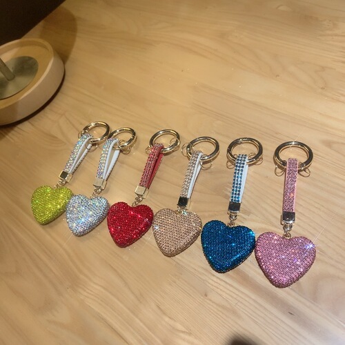 Creative clay dots drilled full of diamond rope heart keychain love women's bag pendant car keychain pendant accessories