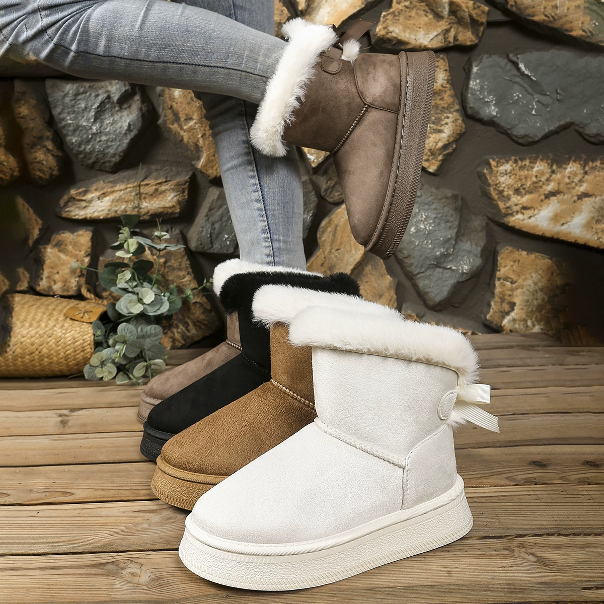 Demi-season warm boots with bow platform, plus size