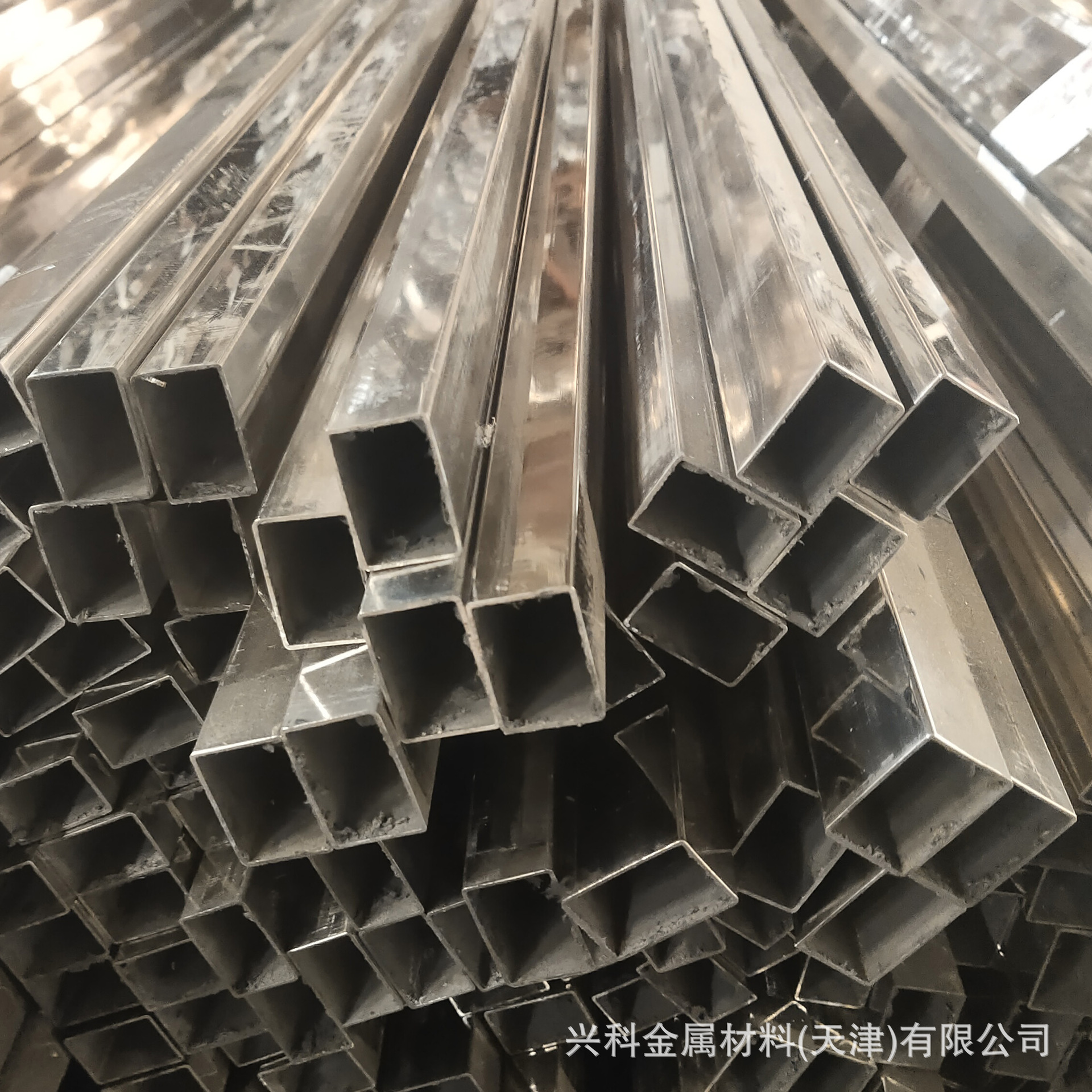 批发201不锈钢方管304装饰不锈钢方管拉丝不锈钢矩形方管