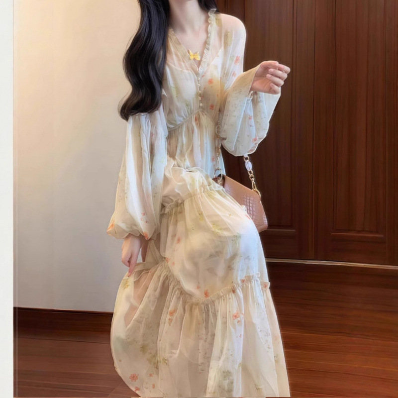 法式桔梗V领碎花连衣裙女春季大码胖mm度假风气质超仙收腰长裙子|undefined