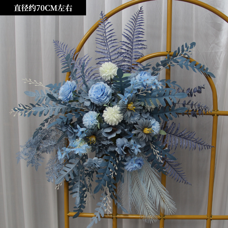 新商品の結婚祝いの大きいタイプの花を並べて絹の花の完成品の装飾をシミュレーションします。|undefined