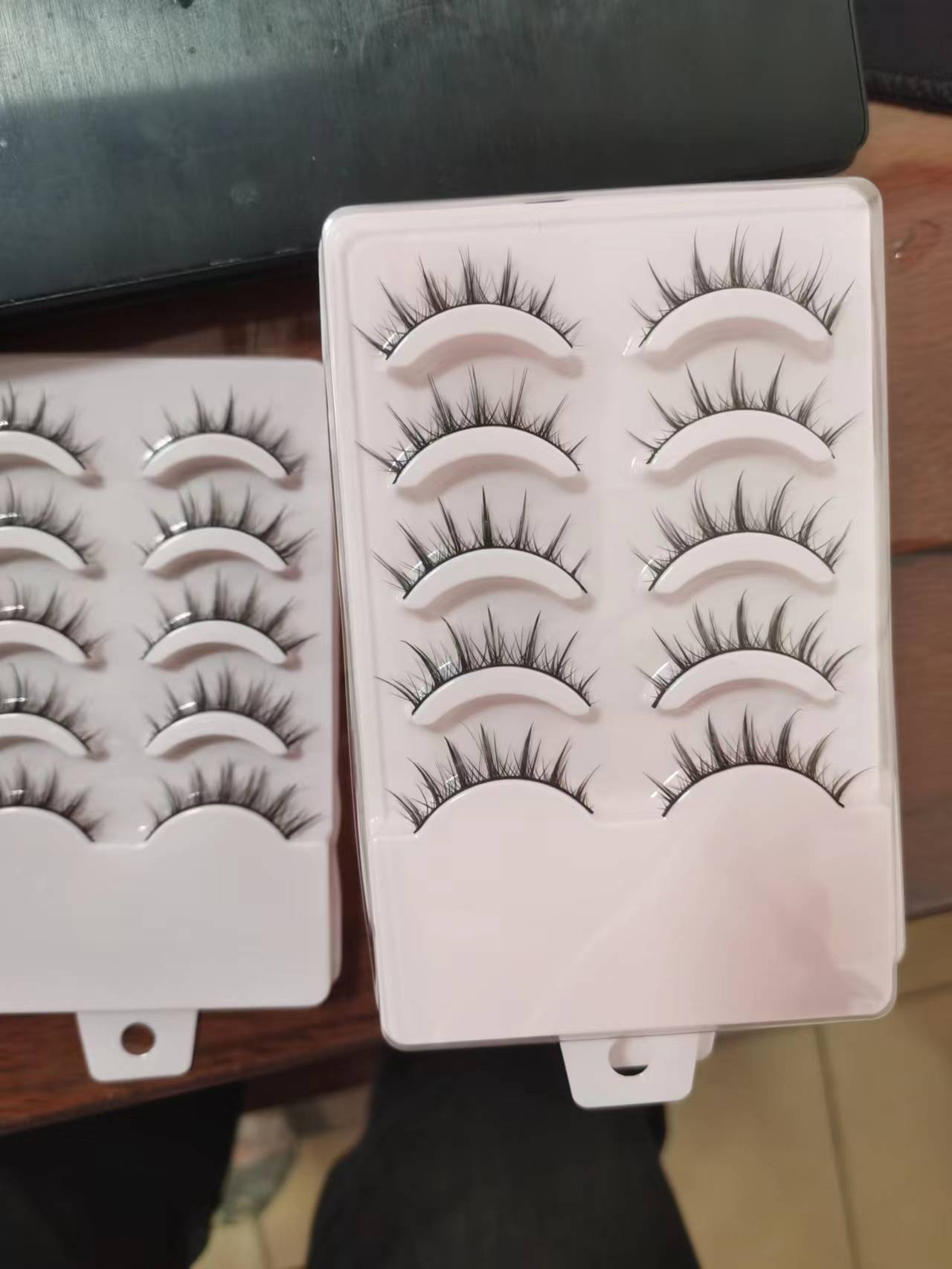 Simple Style Solid Color Artificial Fiber False Eyelashes 1 Piece display picture 3