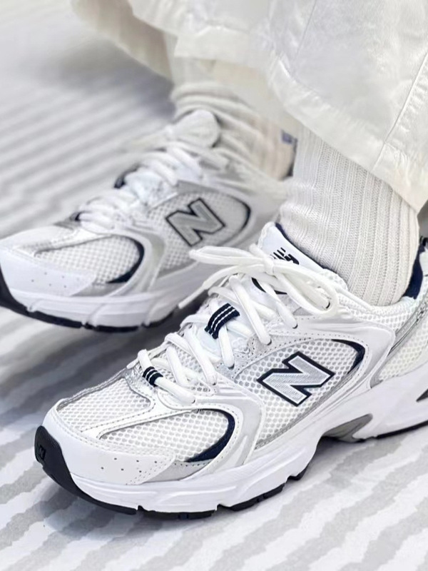TikTok NB530 Women's Shoes Silver Mesh Retro Grey Silver Sports Running Shoes Couple Casual Shoes MR530TG